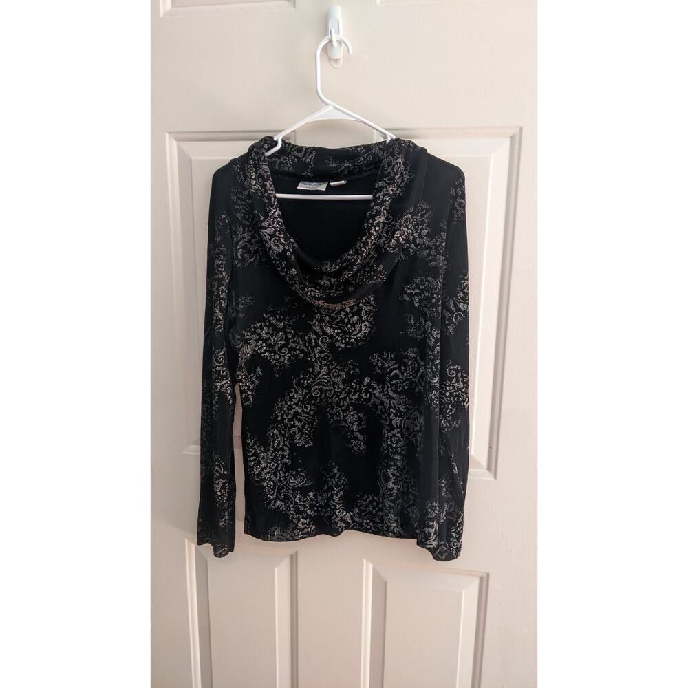 Chico's Travelers Slinky Black & Cream, Size 2 Medium, Long sleeve Witchy, Goth